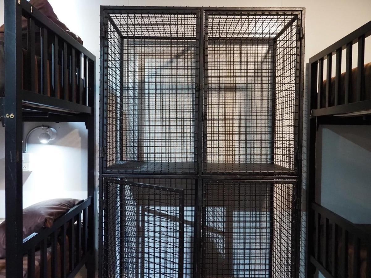 Wild Ones Hostel Bangkok Luaran gambar