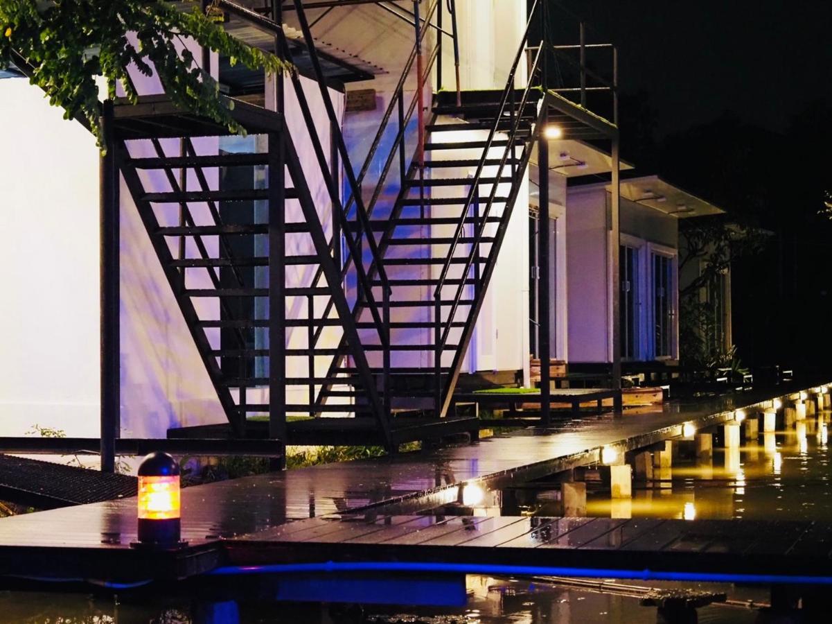 Wild Ones Hostel Bangkok Luaran gambar