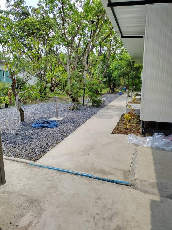 Wild Ones Hostel Bangkok Luaran gambar